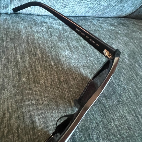 Authentic - Saint Laurent Sunglasses - Picture 6 of 10